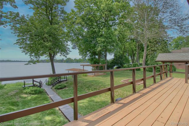 11770 Sunset Lane, Van Buren Charter Township, MI 48111