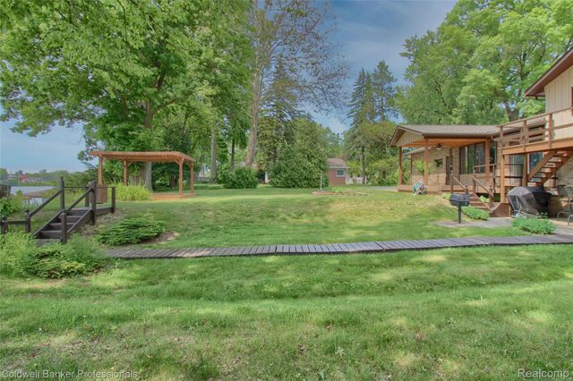 11770 Sunset Lane, Van Buren Charter Township, MI 48111