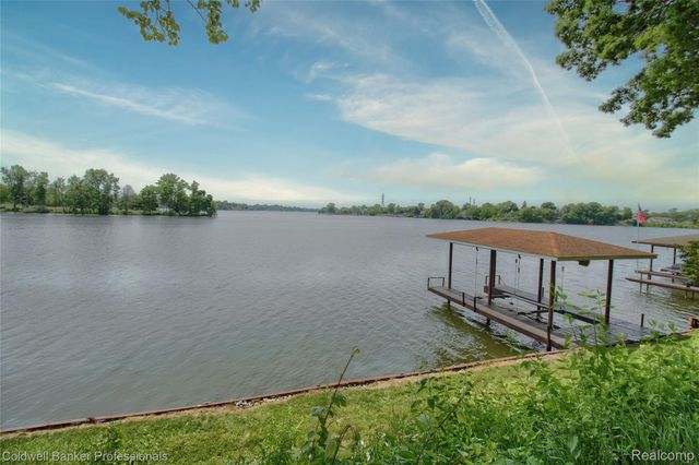 11770 Sunset Lane, Van Buren Charter Township, MI 48111