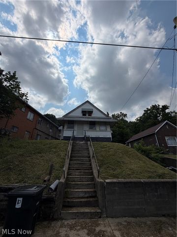 1814 Manchester Road, Akron, OH 44314