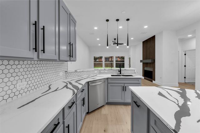 1611 Mallard Drive, Corinth, TX 76210
