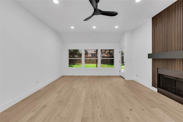 1611 Mallard Drive, Corinth, TX 76210