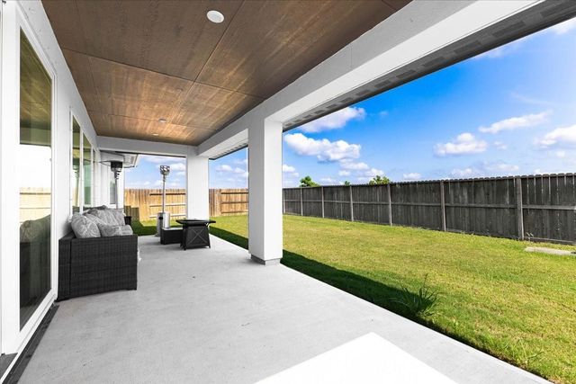 4114 Basin Park Drive, Manvel, TX 77578