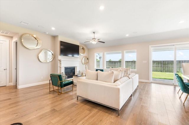 4114 Basin Park Drive, Manvel, TX 77578