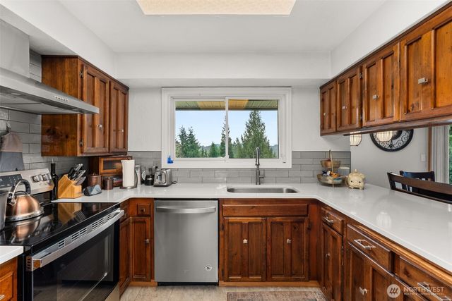 126 Riverview Drive, Chehalis, WA 98532