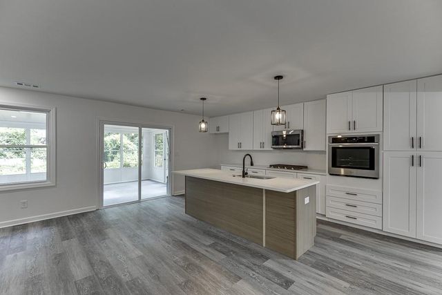 1423 Lynford Drive SW, Atlanta, GA 30310