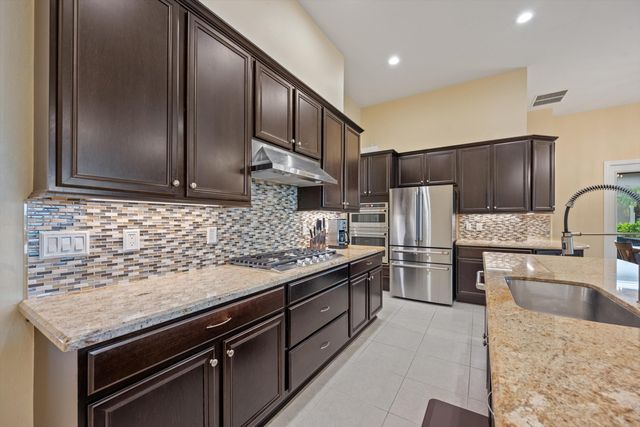10765 PISA Road, Wellington, FL 33414