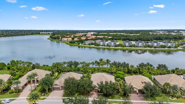 10765 PISA Road, Wellington, FL 33414