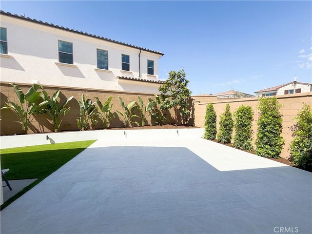 115 mossvine, Irvine, CA 92618