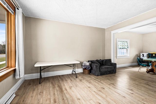 513 15th Avenue E, Superior, WI 54880