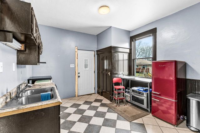 513 15th Avenue E, Superior, WI 54880