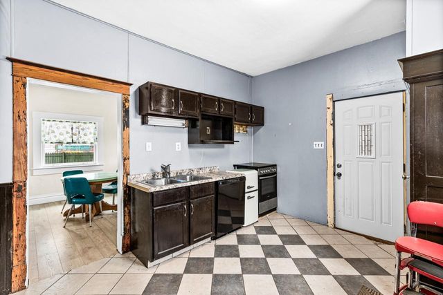 513 15th Avenue E, Superior, WI 54880