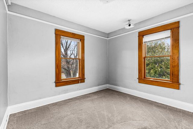 513 15th Avenue E, Superior, WI 54880