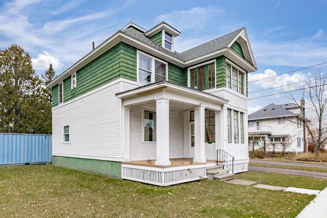 513 15th Avenue E, Superior, WI 54880