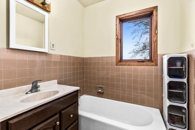 513 15th Avenue E, Superior, WI 54880