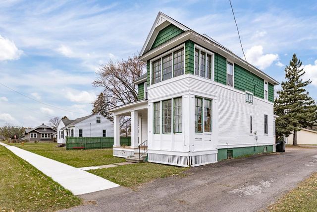 513 15th Avenue E, Superior, WI 54880