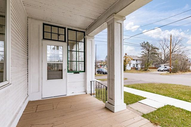 513 15th Avenue E, Superior, WI 54880