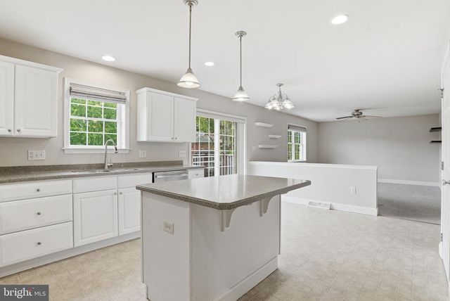 608 REDWOOD DR, Lancaster, PA 17602