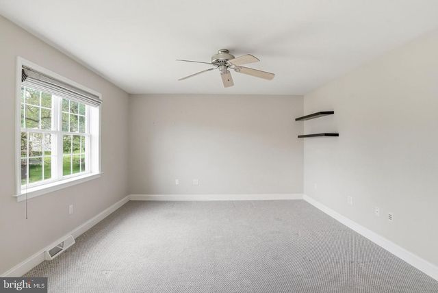 608 REDWOOD DR, Lancaster, PA 17602