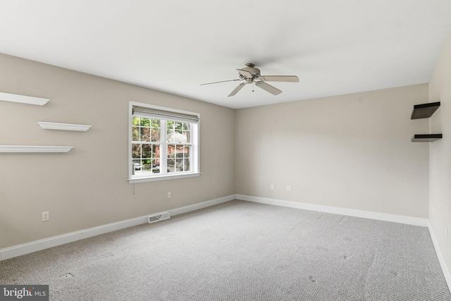 608 REDWOOD DR, Lancaster, PA 17602
