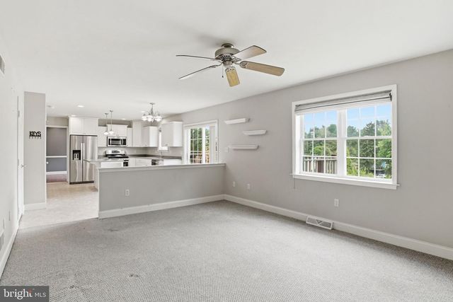 608 REDWOOD DR, Lancaster, PA 17602