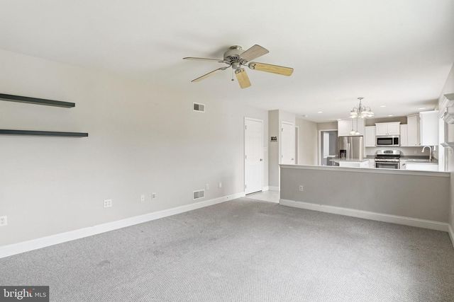608 REDWOOD DR, Lancaster, PA 17602