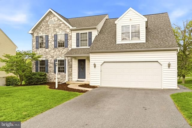 608 REDWOOD DR, Lancaster, PA 17602