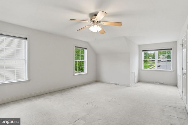 608 REDWOOD DR, Lancaster, PA 17602
