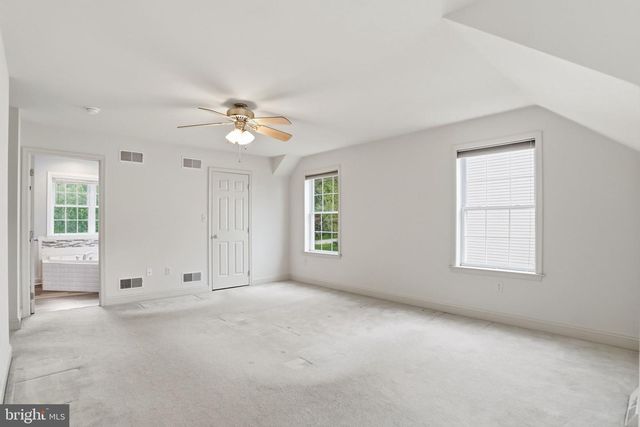 608 REDWOOD DR, Lancaster, PA 17602