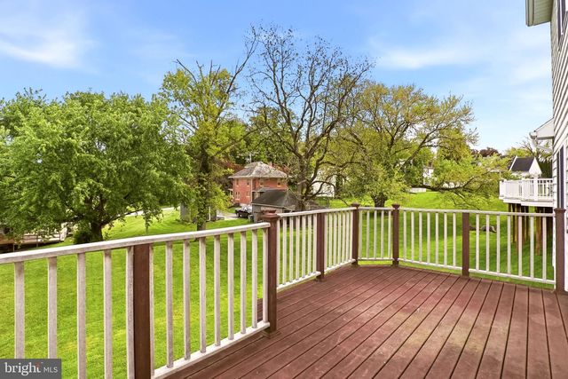 608 REDWOOD DR, Lancaster, PA 17602