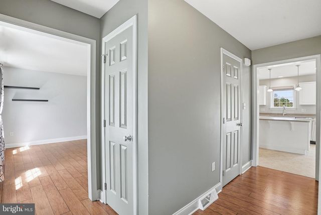 608 REDWOOD DR, Lancaster, PA 17602