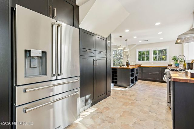 1150 WILLOW BRANCH Avenue, Jacksonville, FL 32205