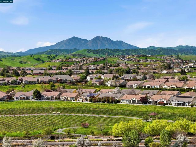 1463 Bismarck Ln, Brentwood, CA 94513