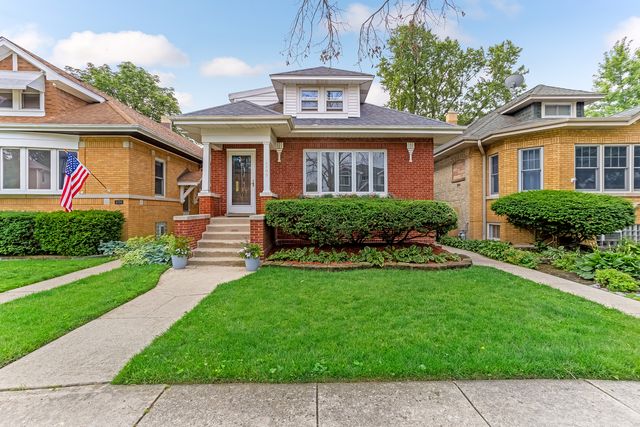 6705 N Olympia Avenue N, Chicago, IL 60631