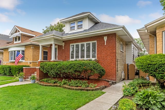 6705 N Olympia Avenue N, Chicago, IL 60631