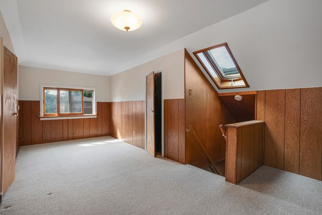 6705 N Olympia Avenue N, Chicago, IL 60631