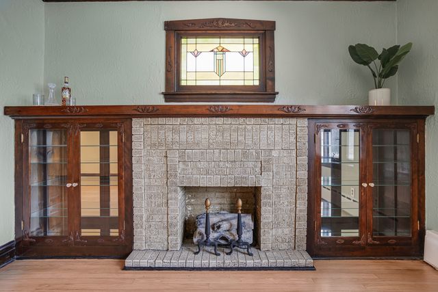 6705 N Olympia Avenue N, Chicago, IL 60631