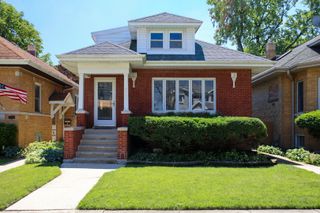 6705 N Olympia Avenue N, Chicago, IL 60631