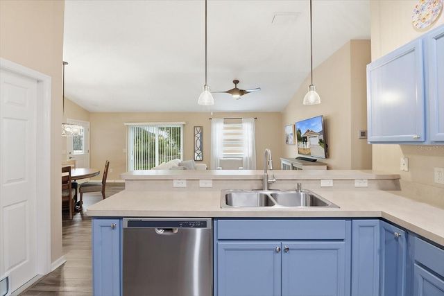 5694 MOON FLOWER PLACE, The Villages, FL 32163