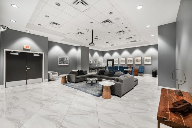 5925 Almeda Road 12410, Houston, TX 77004