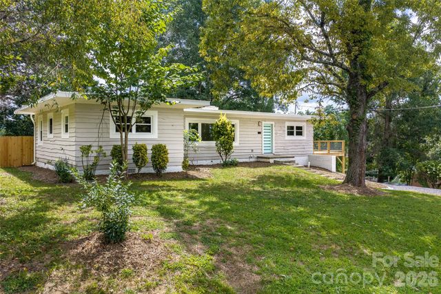 155 Oak Terrace, Arden, NC 28704