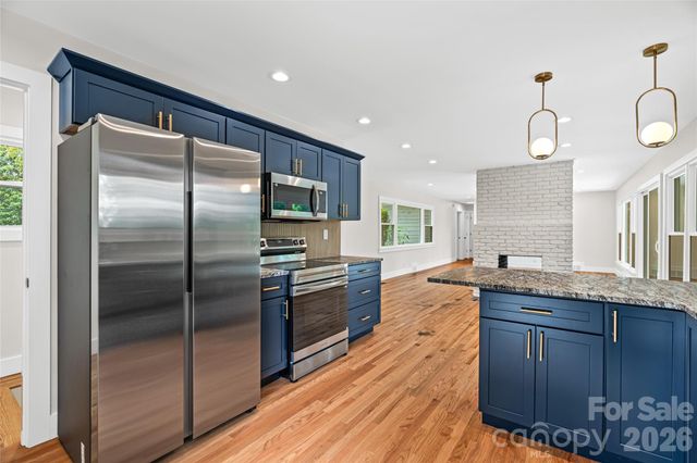 155 Oak Terrace, Arden, NC 28704