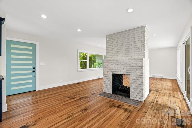 155 Oak Terrace, Arden, NC 28704