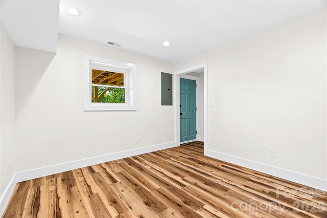 155 Oak Terrace, Arden, NC 28704