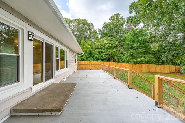 155 Oak Terrace, Arden, NC 28704