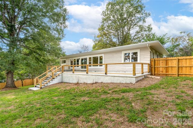155 Oak Terrace, Arden, NC 28704