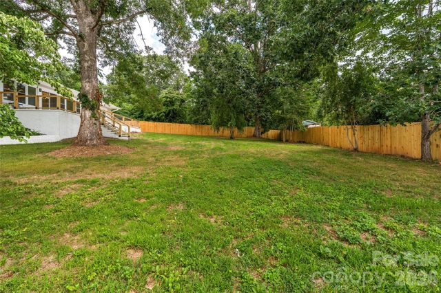155 Oak Terrace, Arden, NC 28704
