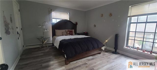 323 Gill Lane 12R, Iselin, NJ 08830