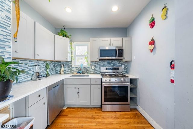 32 Norwood Ave 3, Plainfield City, NJ 07060