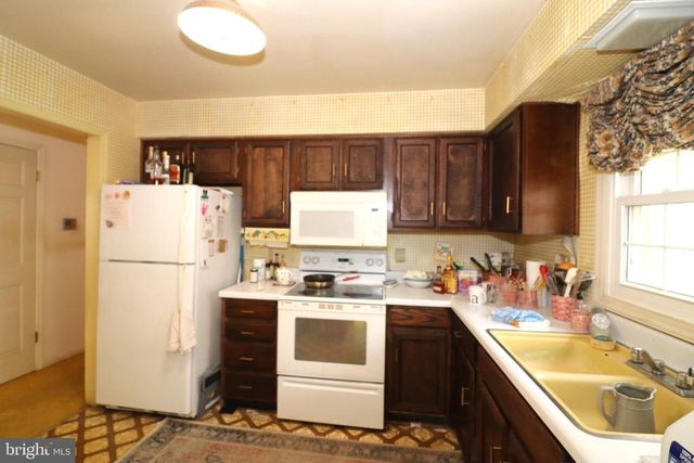 9305 LEES RIDGE RD, Warrenton, VA 20186